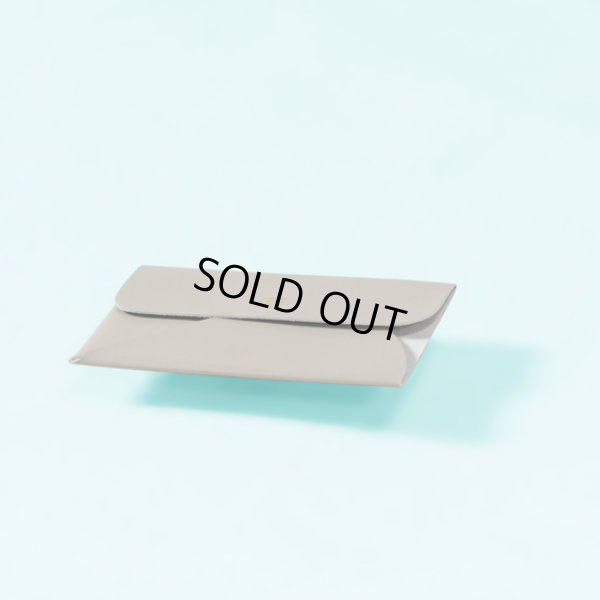 102 シルバーグレー