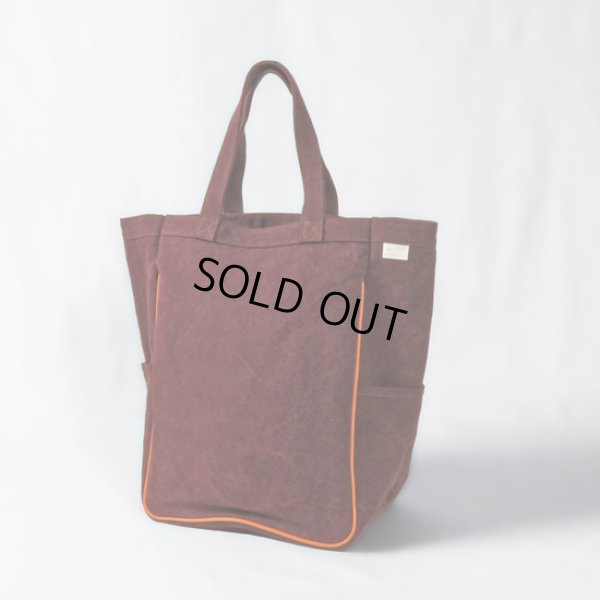 18 バーガンディー