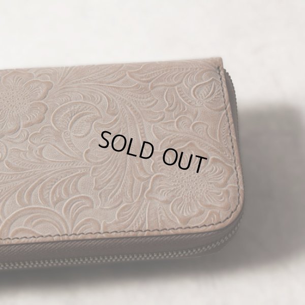 画像9: Re-ACT / リアクト フラワーエンボスレザー ラウンドファスナーロングウォレット (9)