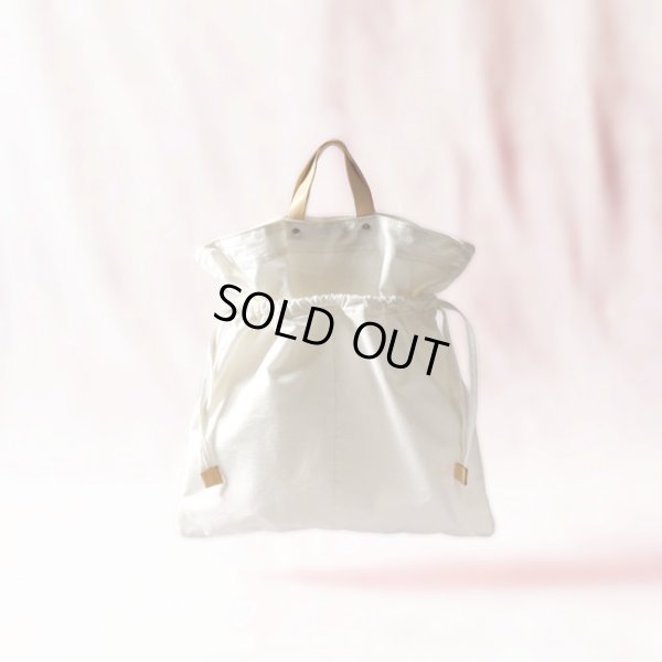 042 ホワイト×ヌメ