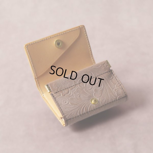 画像5: Re-ACT / リアクト フラワーエンボスレザー 3つ折りミニウォレット (5)