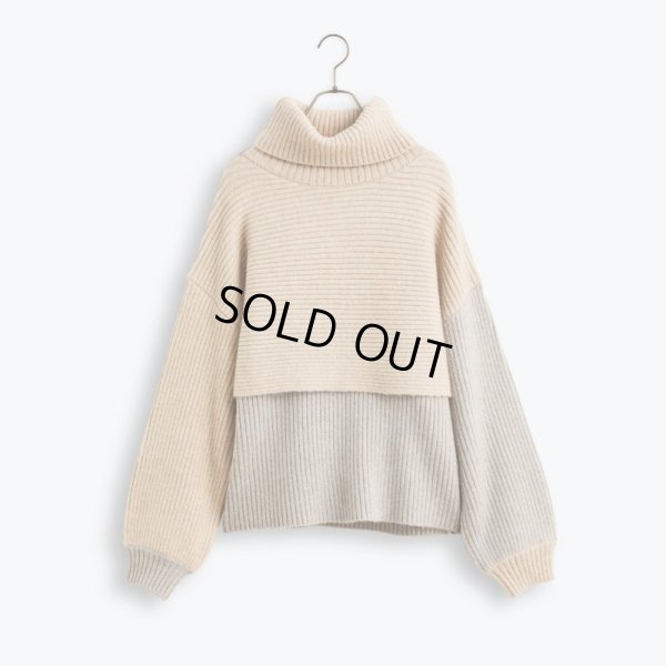 ライトベージュ