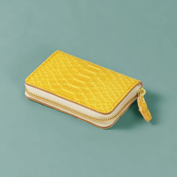 画像2: KCs / ケイシイズ マットパイソン ラウンドジップミニウォレット (2)