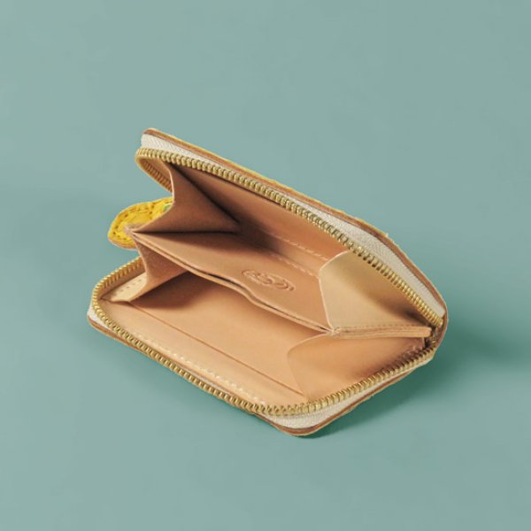 画像4: KCs / ケイシイズ マットパイソン ラウンドジップミニウォレット (4)