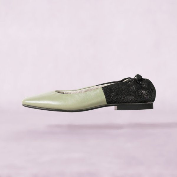 画像2: VOLARE / ヴォラーレ flatpumps TwoTone SQUARE  (2)