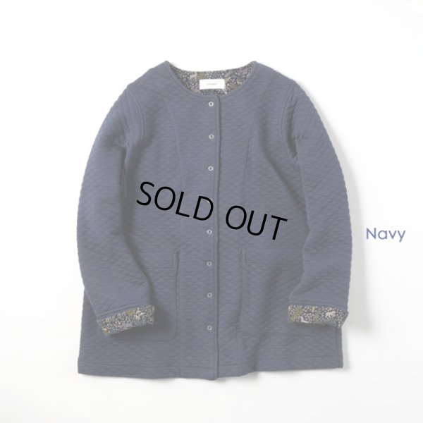 画像10: sosotto / ソソット コットンキルトLIBERTY使い ノーカラーハーフコート (10)