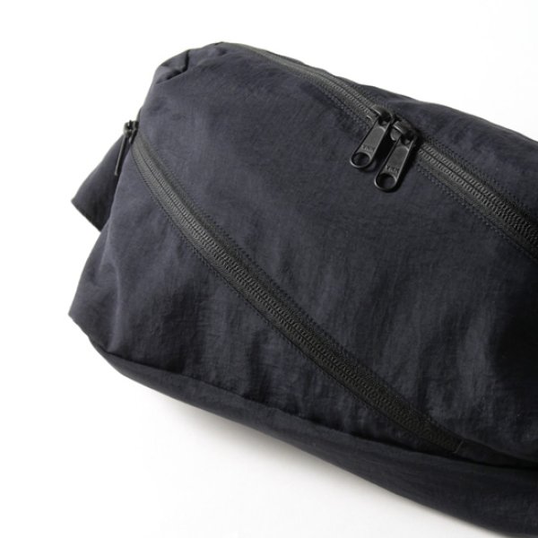 画像20: SiiLo / シーロ Crumple Spiral Waist Bag (20)