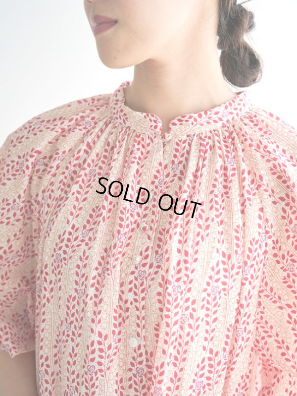 画像3: PONT DE CHALONS / ポンデシャロン ミュゲローズプリント ギャザーネックワンピース (3)