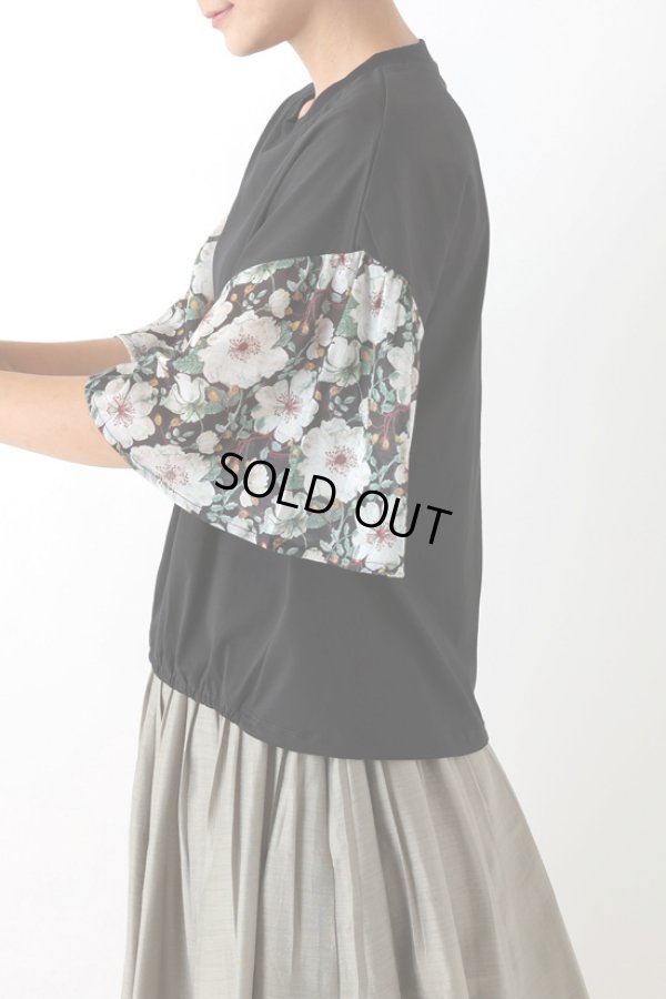 画像4: sosotto / ソソット ブレーティング天竺+LIBERTYシルフローン ギャザー5分袖Tシャツ (4)