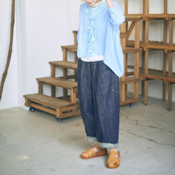 画像2: tumugu / ツムグ コットン天竺×バテンレース Vネックプルオーバー (2)