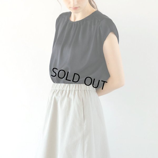 画像5: sosotto / ソソット アンティークサテン ギャザーフレンチブラウス (5)