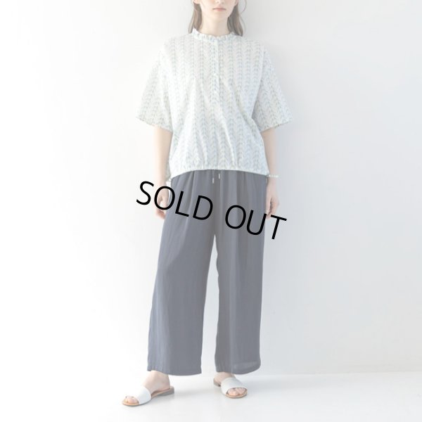 画像2: sosotto / ソソット LIBERTYタナローン ウエストドロストフリル衿プルオーバーブラウス5分袖 (2)