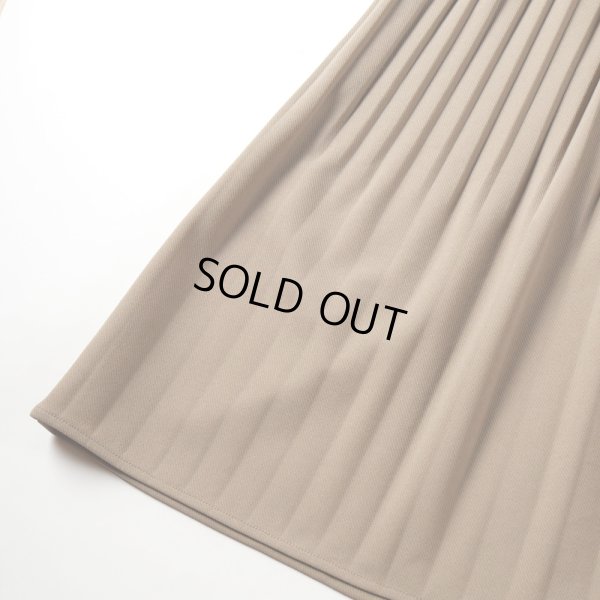 画像6: sosotto / ソソット ツイルジョーゼット 消しプリーツ ノースリーブワンピース (6)