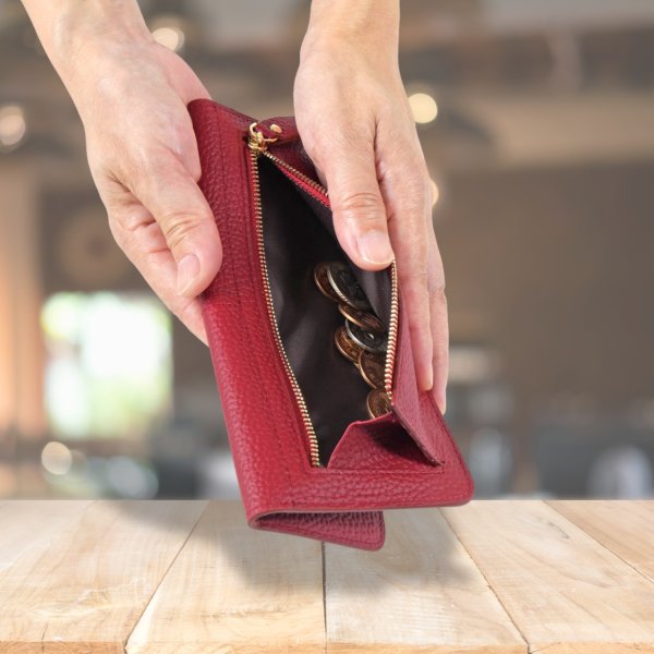 画像7: トナリノショップ 外は薄口、中は濃い口の長財布 Kumel (7)