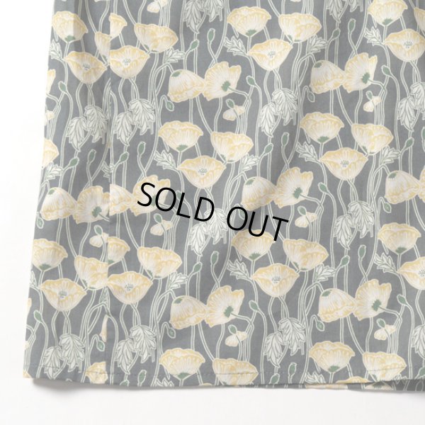 画像13: sosotto / ソソット リバティタナローン フリル衿ゴムシャーリングブラウス (13)