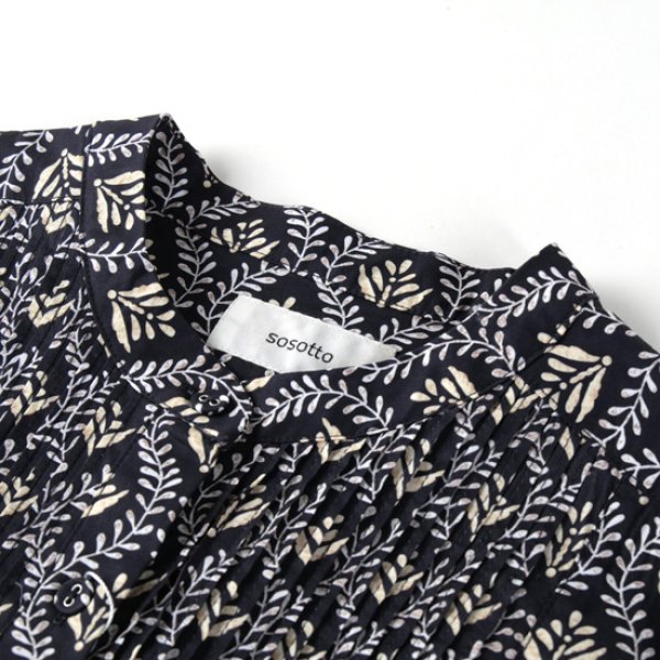 画像4: sosotto / ソソット ツタ柄細ピンタック ウエストドロストワンピース (4)