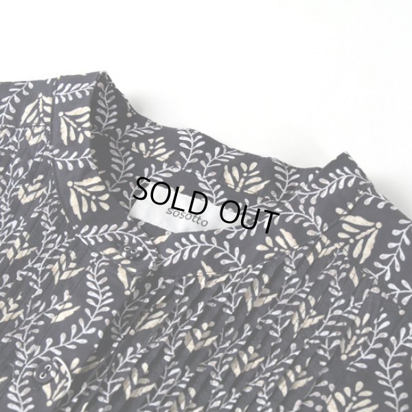 画像4: sosotto / ソソット ツタ柄細ピンタック ウエストドロストワンピース (4)