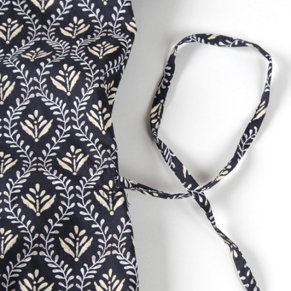 画像8: sosotto / ソソット ツタ柄細ピンタック ウエストドロストワンピース (8)