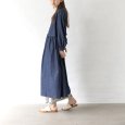 画像4: sosotto / ソソット 5.5ozデニム ビブヨークギャザーワンピース (4)