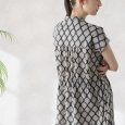 画像3: sosotto / ソソット カスミソウプリント ウェーブピンタックウエストドロストワンピース (3)