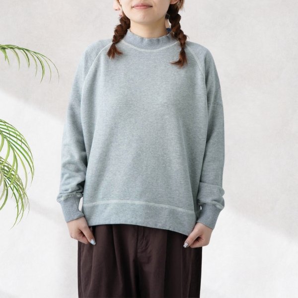 画像2: NATURAL LAUNDRY / ナテュラルランドリー セントラル裏毛 モックネックプルオーバー (2)