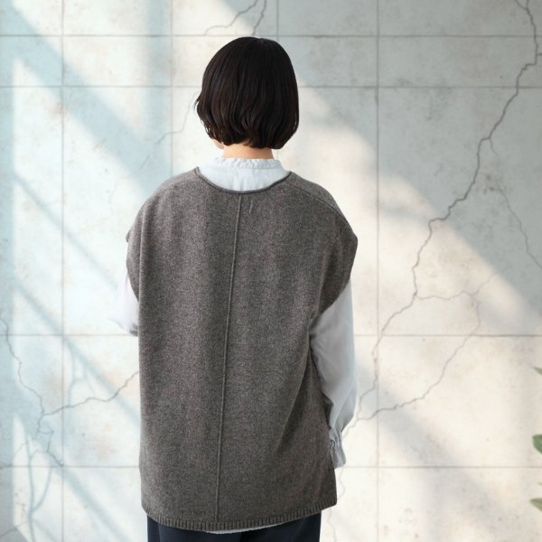 画像8: grin / グリン　ヤク ロングベスト (8)