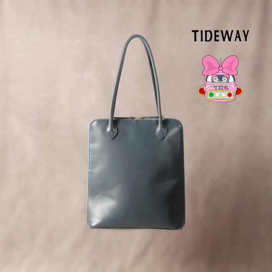 h2>TIDEWAY / タイドウェイ IN-USED round tote</h2>